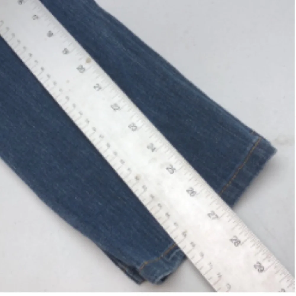 VINTAGE HUMAN JEANS FLAP POCKET MID-RISE JEANS 27x30 ⭐️